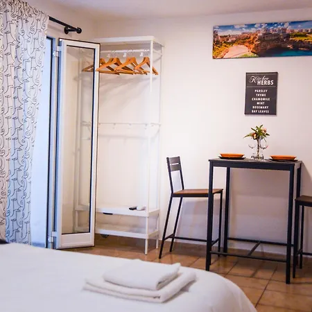 Apartament Manzoni 10 *