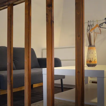 Apartament Manzoni 10 *