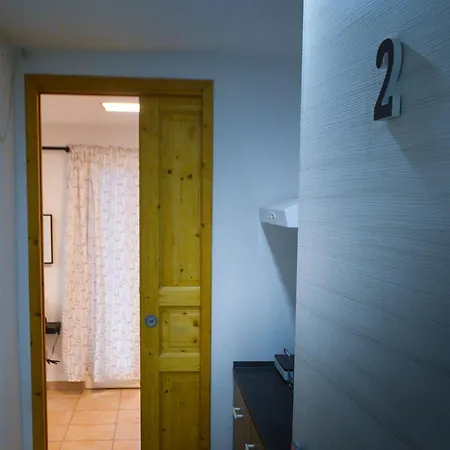 Manzoni 10 Apartament