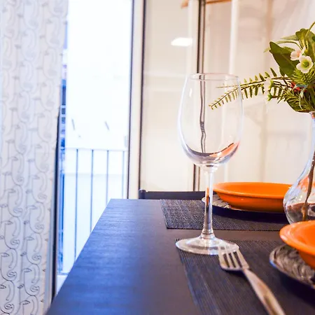 Manzoni 10 דירה *