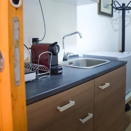 Manzoni 10 Appartement